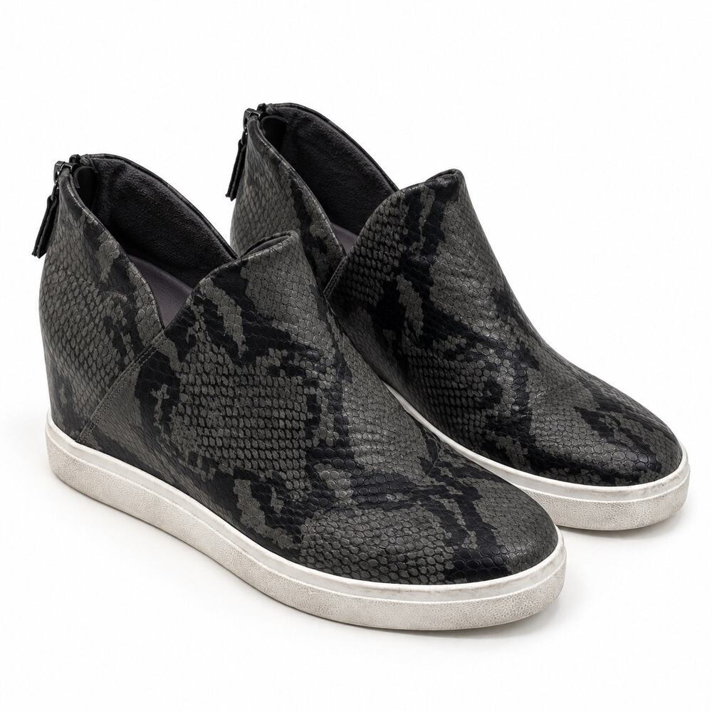 Dr. Scholl’s Women’s Size 8M Black Snake Print Hidden Wedge Sneakers